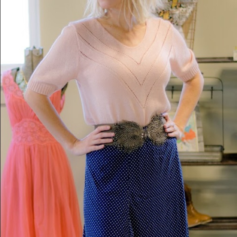 Sale! Delicate pale pink vintage blouse